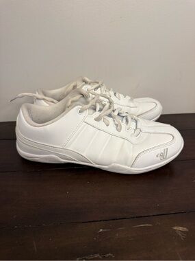 Varsity Cheerleader II White Cheer Shoes Women’s Size 7.5